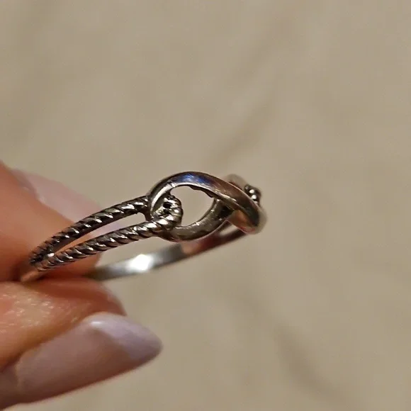 925 Silver Infinity Sign Ring With Side Detailing - Picture 6 of 8